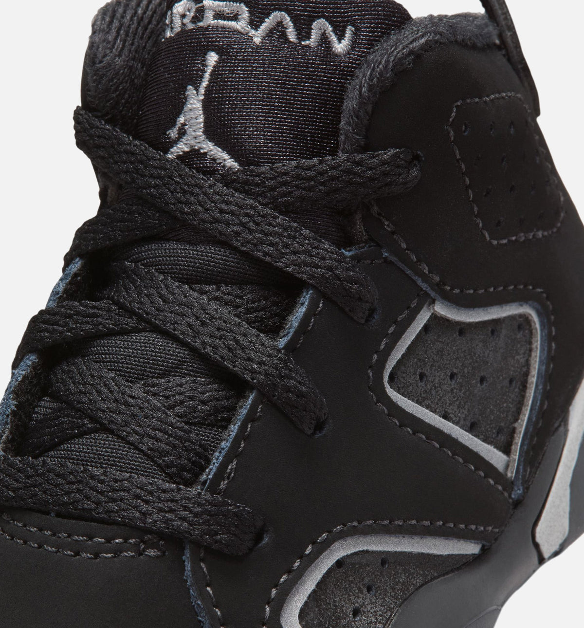 Air Jordan 6 Cap & Gown Infant & Toddler Sneakers - Black / Reflective Silver