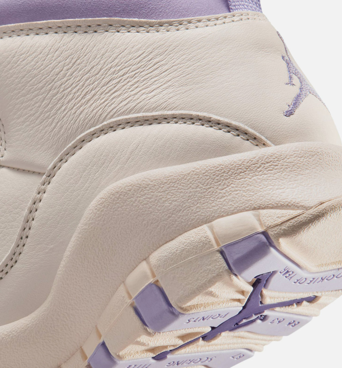 Air Jordan 10 Retro Hydrangeas Women's Sneakers - Chalk / Hydrangeas / Wild Grape