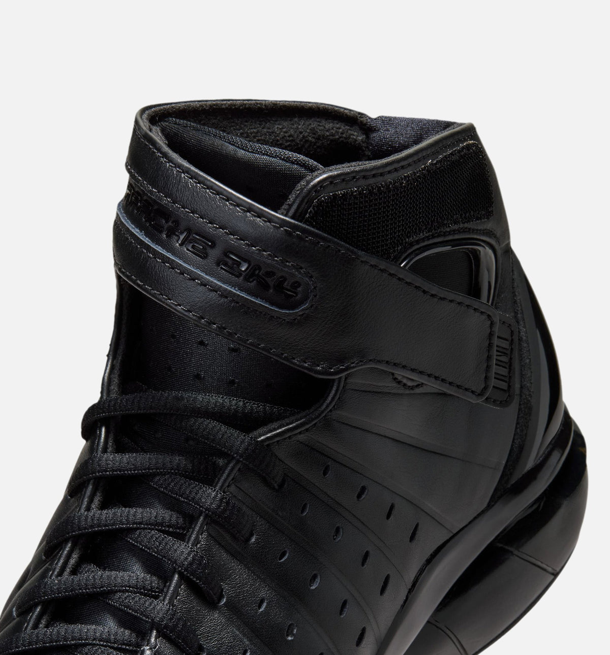 Air Zoom Huarache 2K4 OT Men's Sneakers - Black / Black