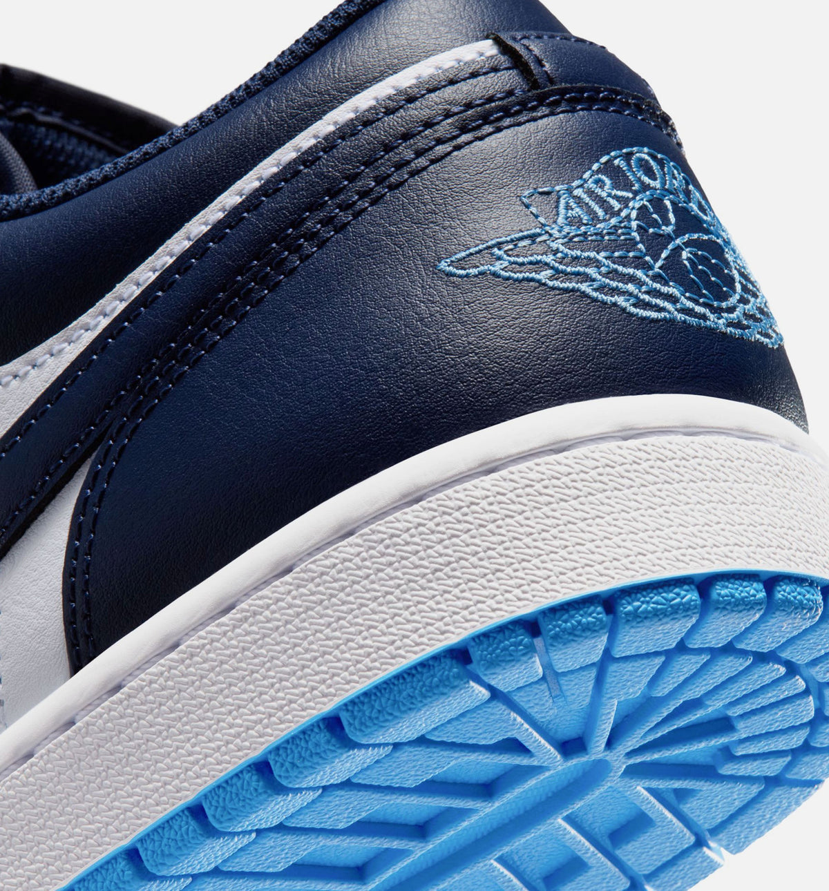 Air Jordan 1 Low Men's Sneakers - Midnight Navy / University Blue / White