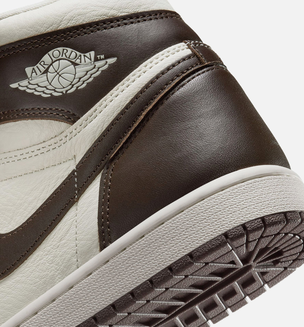 Air Jordan 1 Retro High OG Women's Sneakers - Baroque Brown / Light Madder Root / Sail