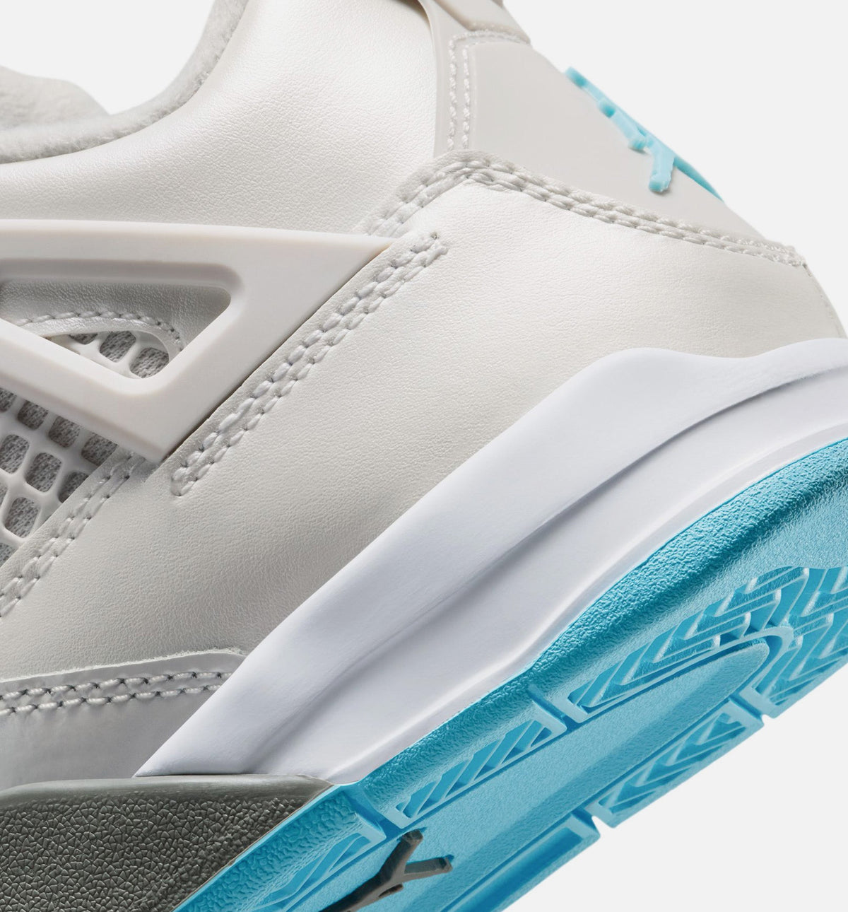 Air Jordan 4 Retro Blue Chill Preschool Sneakers - Photon Dust / Blue Chill / Flat Pewter / White / Blue Tint