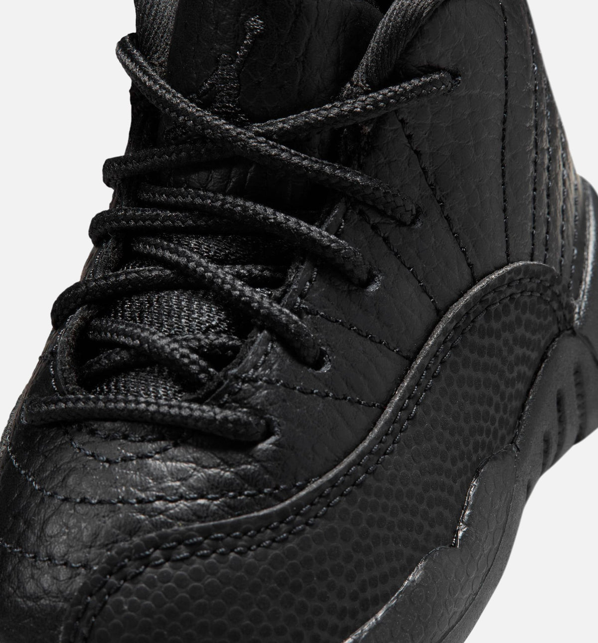Air Jordan 12 Retro Bloodline Infant & Toddler Sneakers - Black / Varsity Red